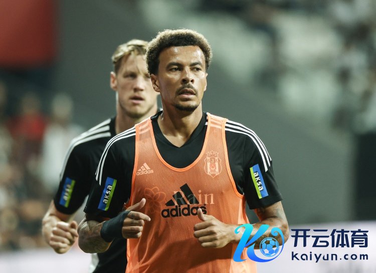 小法：阿里在跟咱们一齐熟习，要是能帮他找回我方我会很欢叫的